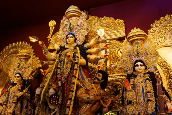 दुर्गा पूजा की प्रतिमा