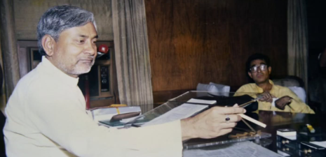 नीतीश कुमार मुख्यमंत्री के रूप में, बिहार के विकास कार्य के दौरान